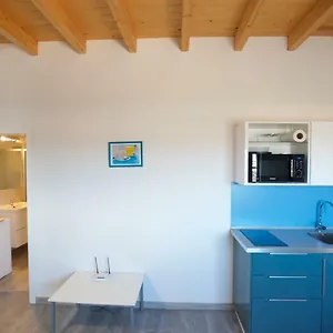 Lagos , Roque España